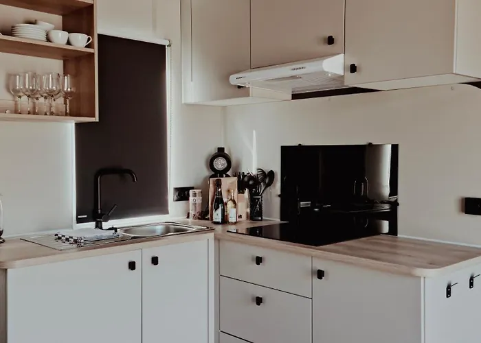 Super Cordelia - Camp La Belle Vie *