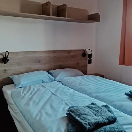 Kemp Super Cordelia - Camp La Belle Vie *